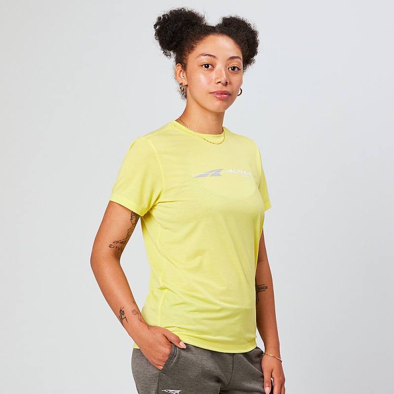 Altra EVERYDAY PERFORMANCE SHORT SLEEVE Női Póló Sárga | HU-AL5824X03