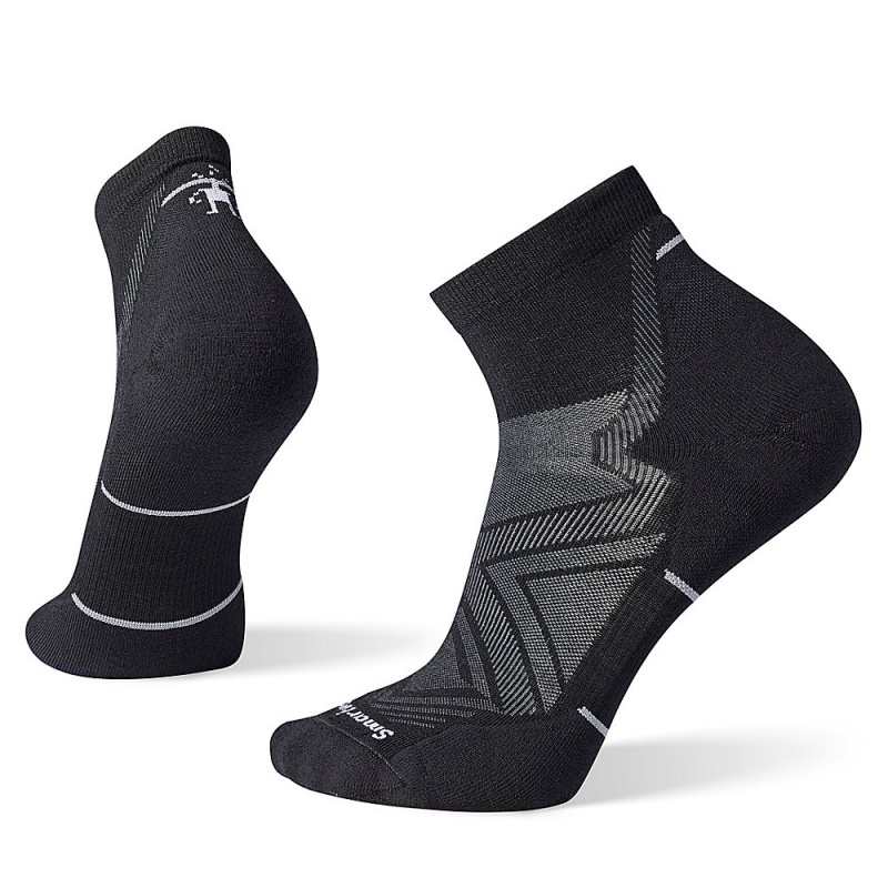 Altra SMARTWOOL RUN TARGETED CUSHION ANKLE Férfi Zokni Fekete | HU-AL7153H01